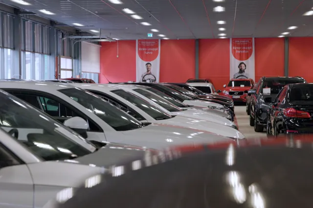 Rinta-Joupin Autoliike showroom